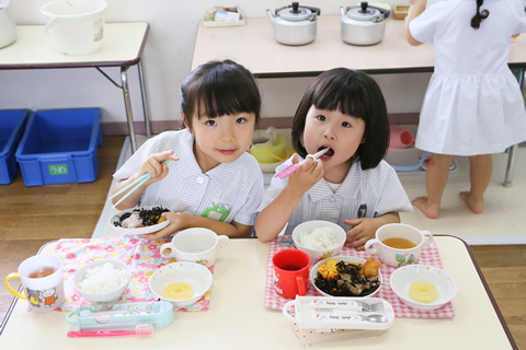 昼食